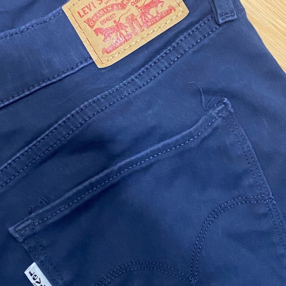 Levi’s skinny shaping size 32 - Picture 3 of 4